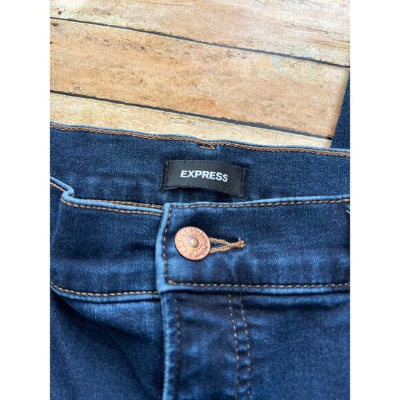 Express High Rise Dark Wash Supersoft Skinny Jeans Color: Dark Wash 16 Regular - Picture 7 of 11